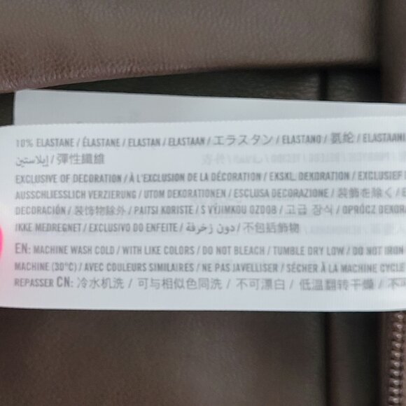 Abercrombie & Fitch Curve Love Vegan Leather Split Hem Flare Pant XXS Short NWT - Picture 10 of 10